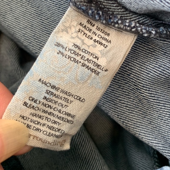 Indigo Wash “Metro” Slimming Pull-On Jeans • Tall { Soft Surroundings } - Picture 9 of 11